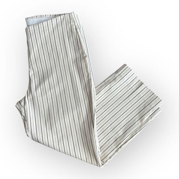 Chico’s Crop Pant size 10 Cream Stripe - Picture 1 of 6